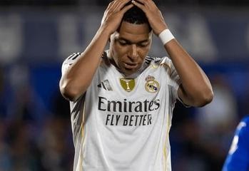 Cập nhật ty so bong da trực tiếp hôm nay nhanh nhất và phân tích chuyên sâu các trận đấu